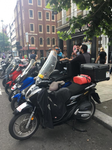 On Baker Street, outside of Joe & The Juice and Chipotle, drivers are prone to hover whilst waiting for work which can lead to anti-social behaviour.